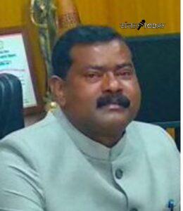 IAS officer Neelkanth Tekam left the job, will join BJP today